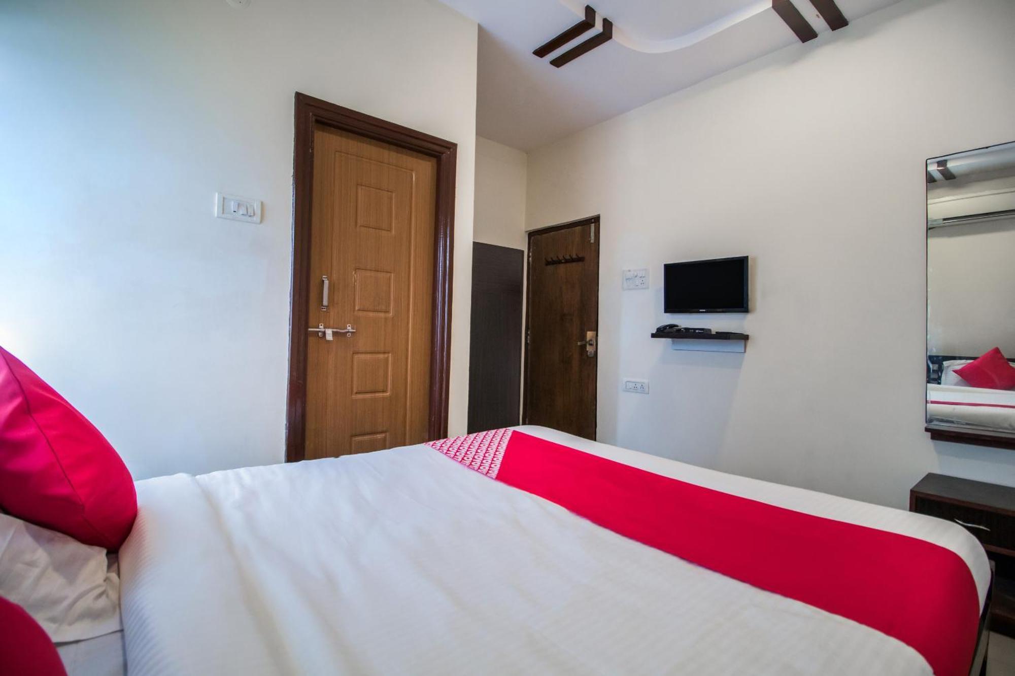 Hotel O Grand Brundavan Secunderabad Экстерьер фото